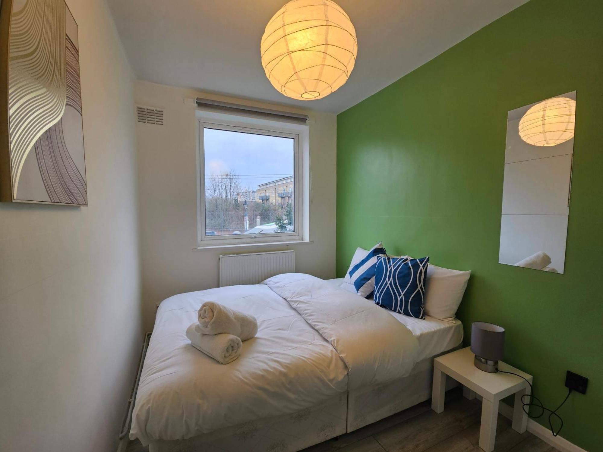London Mile End Rooms ภายนอก รูปภาพ