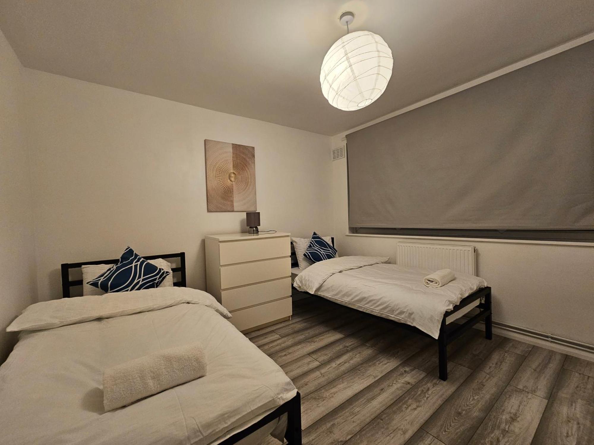 London Mile End Rooms ภายนอก รูปภาพ